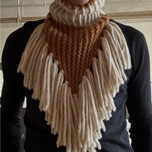 Chunky Knit Fringe Scarf